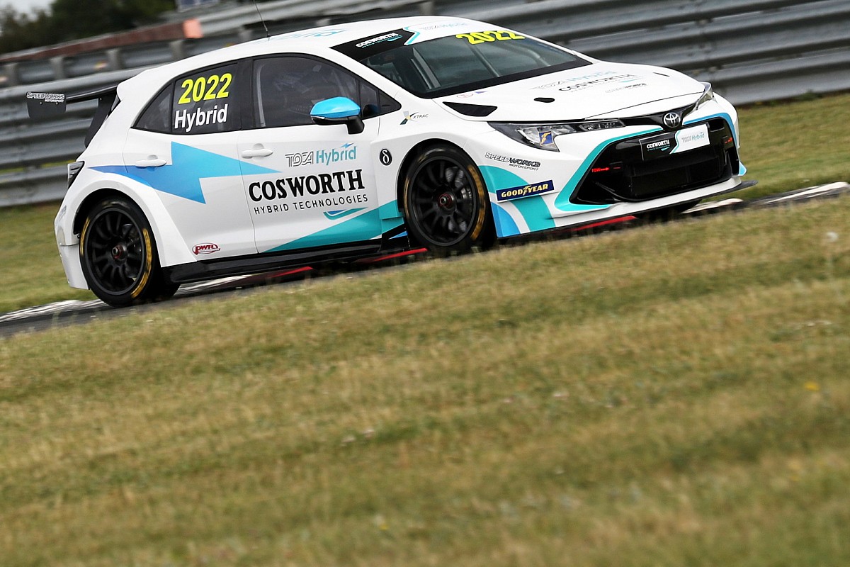 Jordan to give BTCC hybrid race debut next month