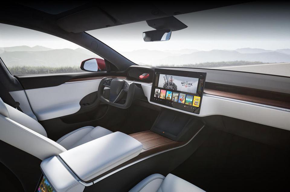 Tesla Model S Plaid interior